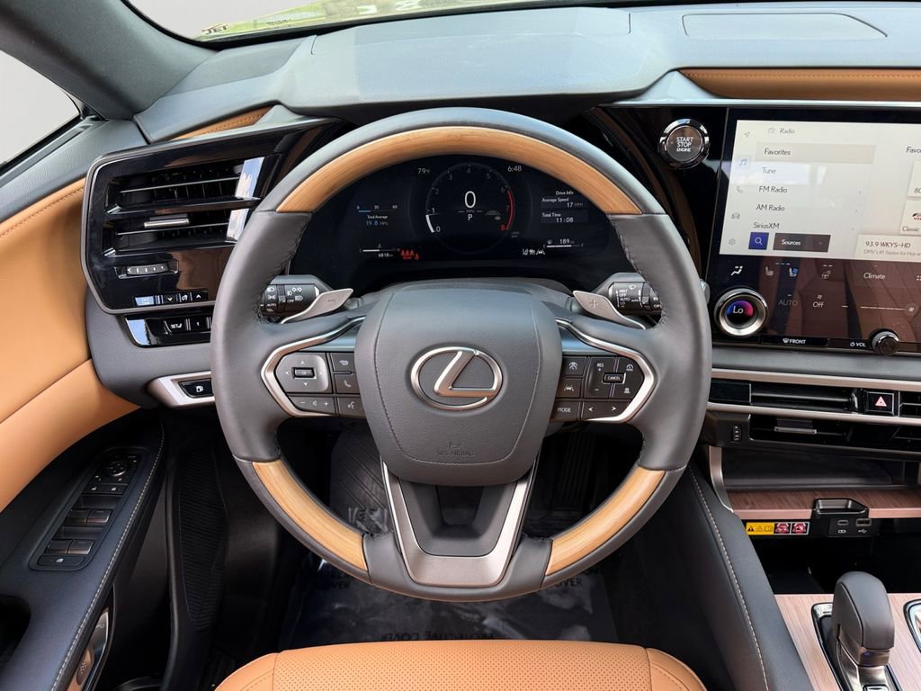 Used 2025 Lexus RX 350 Premium w/ Kick Sensor & Tow Package image 17