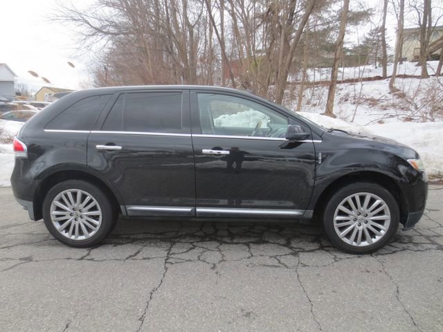 Used 2011 Lincoln MKX AWD w/ 102A Rapid Spec Order Code image 12