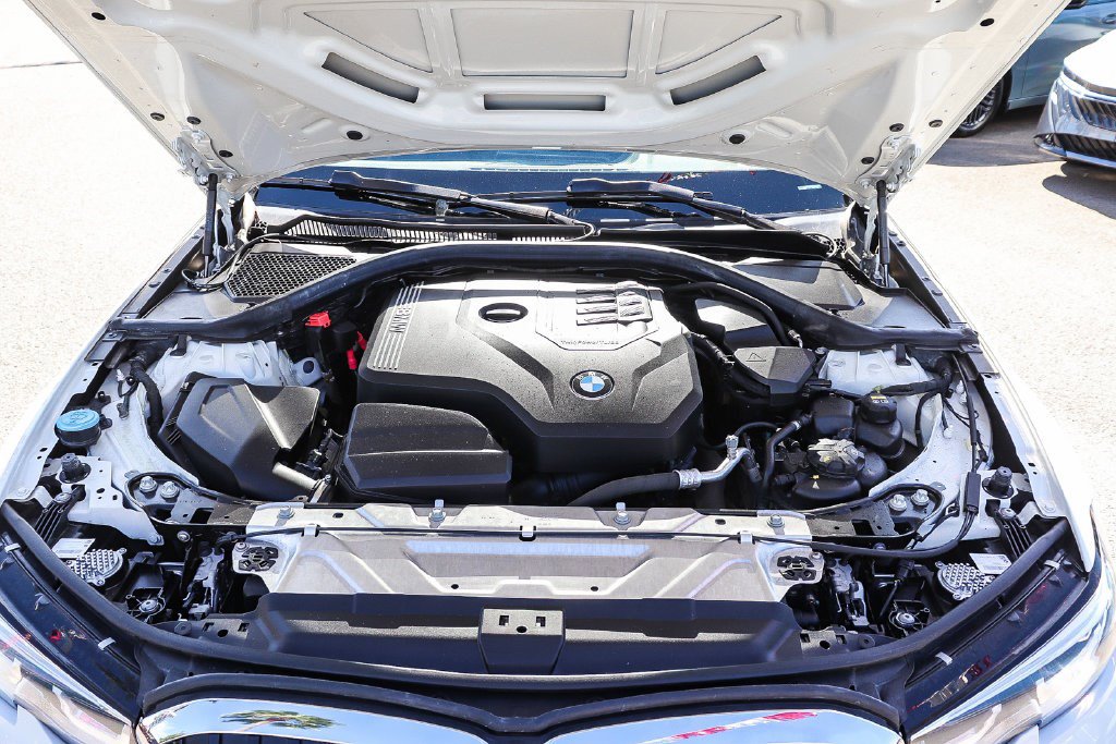 Used 2022 BMW 330i Sedan w/ Driving Assistance Package RWD image 26
