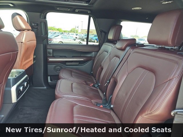 Used 2023 Ford Expedition Max Limited image 24