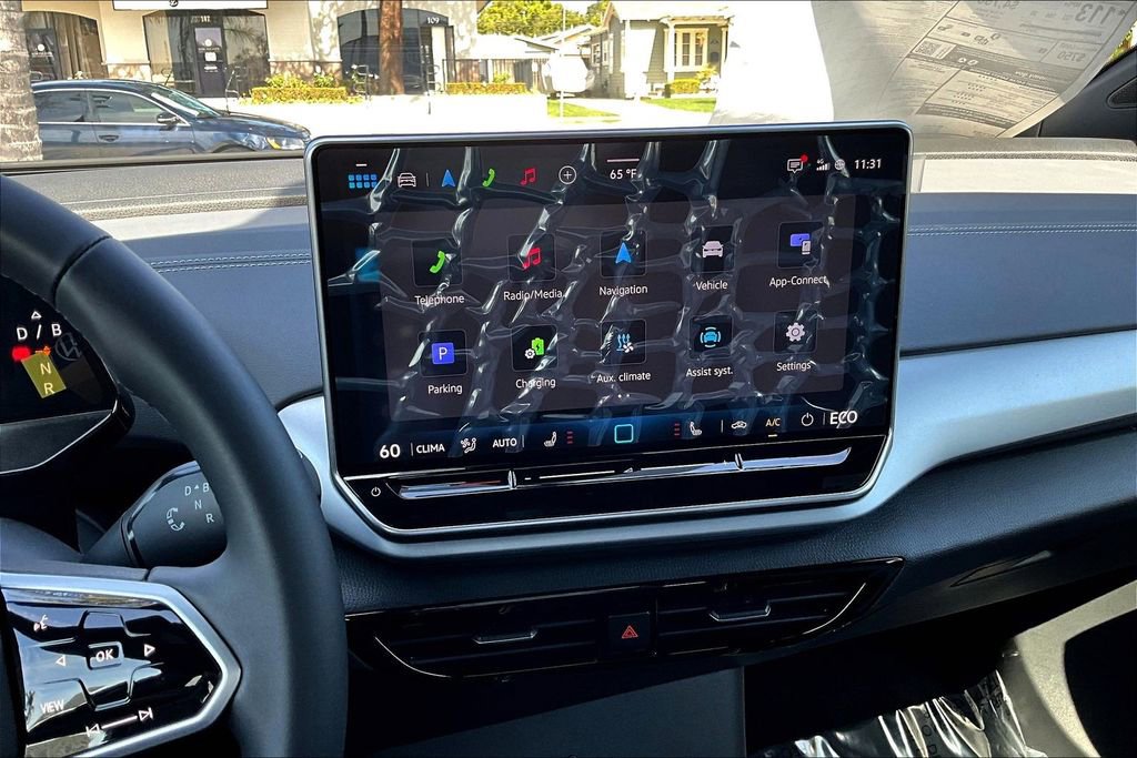 New 2026 Volkswagen ID.4 Pro image 16