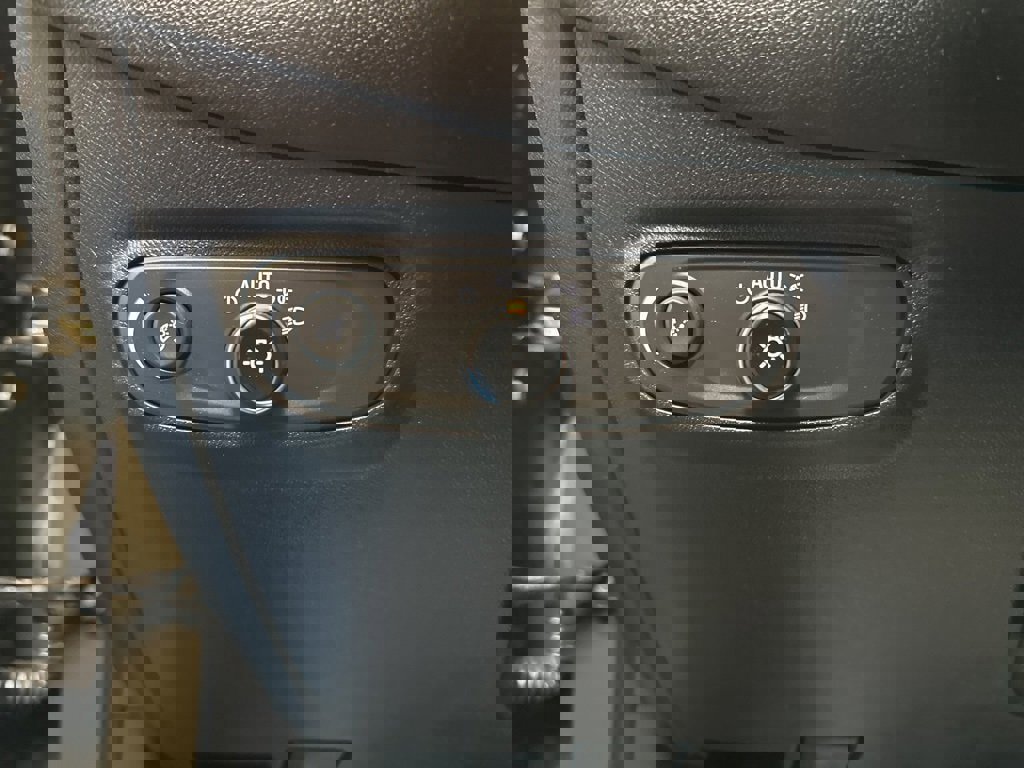 Certified 2023 Chevrolet Equinox LT image 26