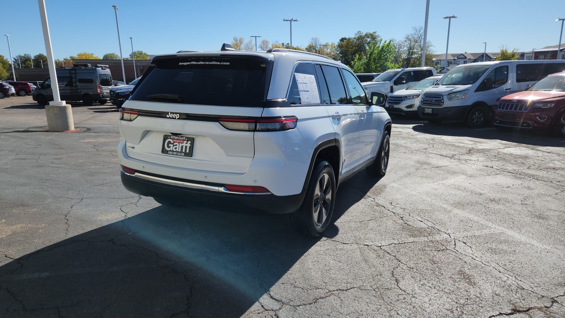 Used 2024 Jeep Grand Cherokee Limited 4xe AWD/4WD image 12