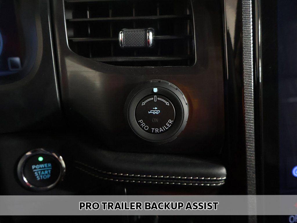 Used 2023 Ford F150 Lightning Platinum image 9