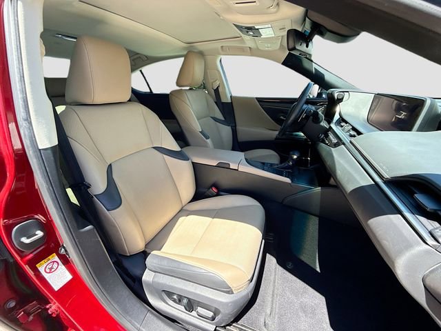 Used 2019 Lexus ES 300h FWD image 14