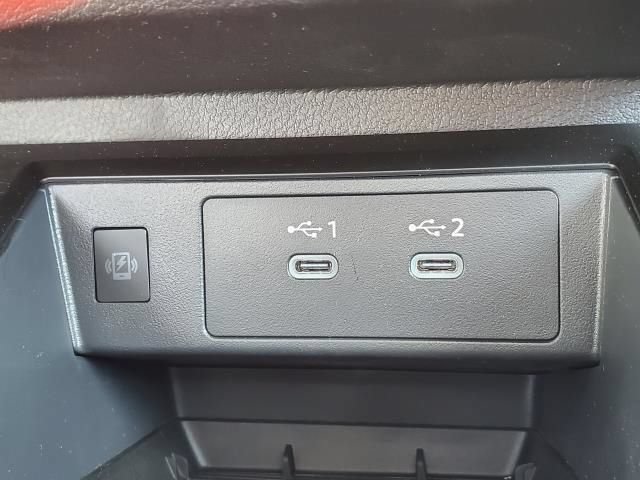 Used 2025 Nissan Kicks SV w/ SV Premium Package AWD/4WD image 23