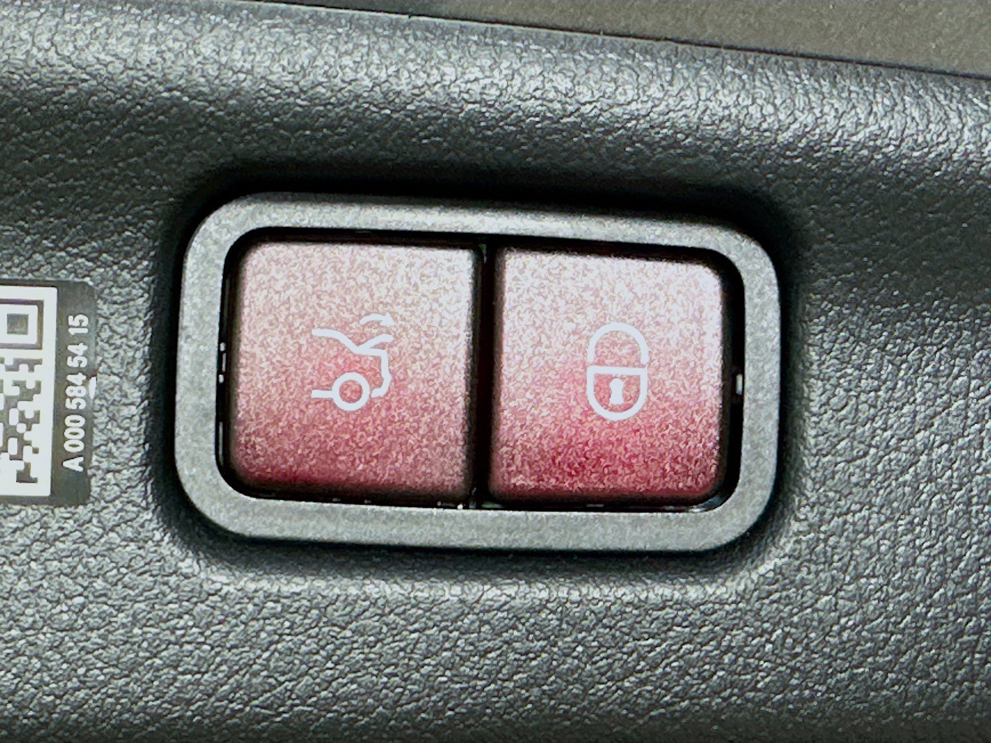 Certified 2025 Mercedes-Benz C 300 4MATIC Sedan image 35