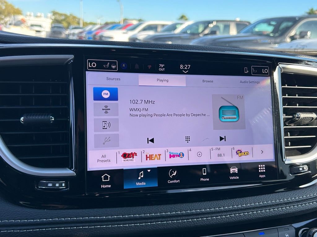 New 2026 Chrysler Pacifica Select image 40