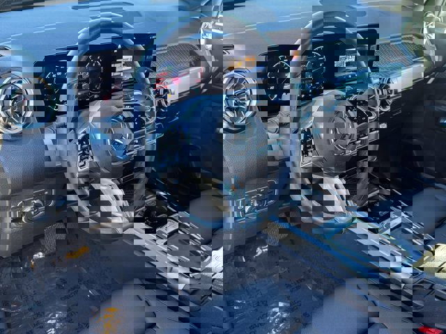 Used 2024 Mercedes-Benz GLB 250 4MATIC image 17