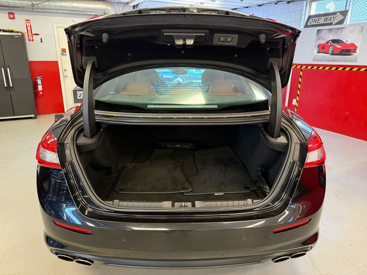 Used 2019 Maserati Ghibli S Q4 AWD/4WD image 12