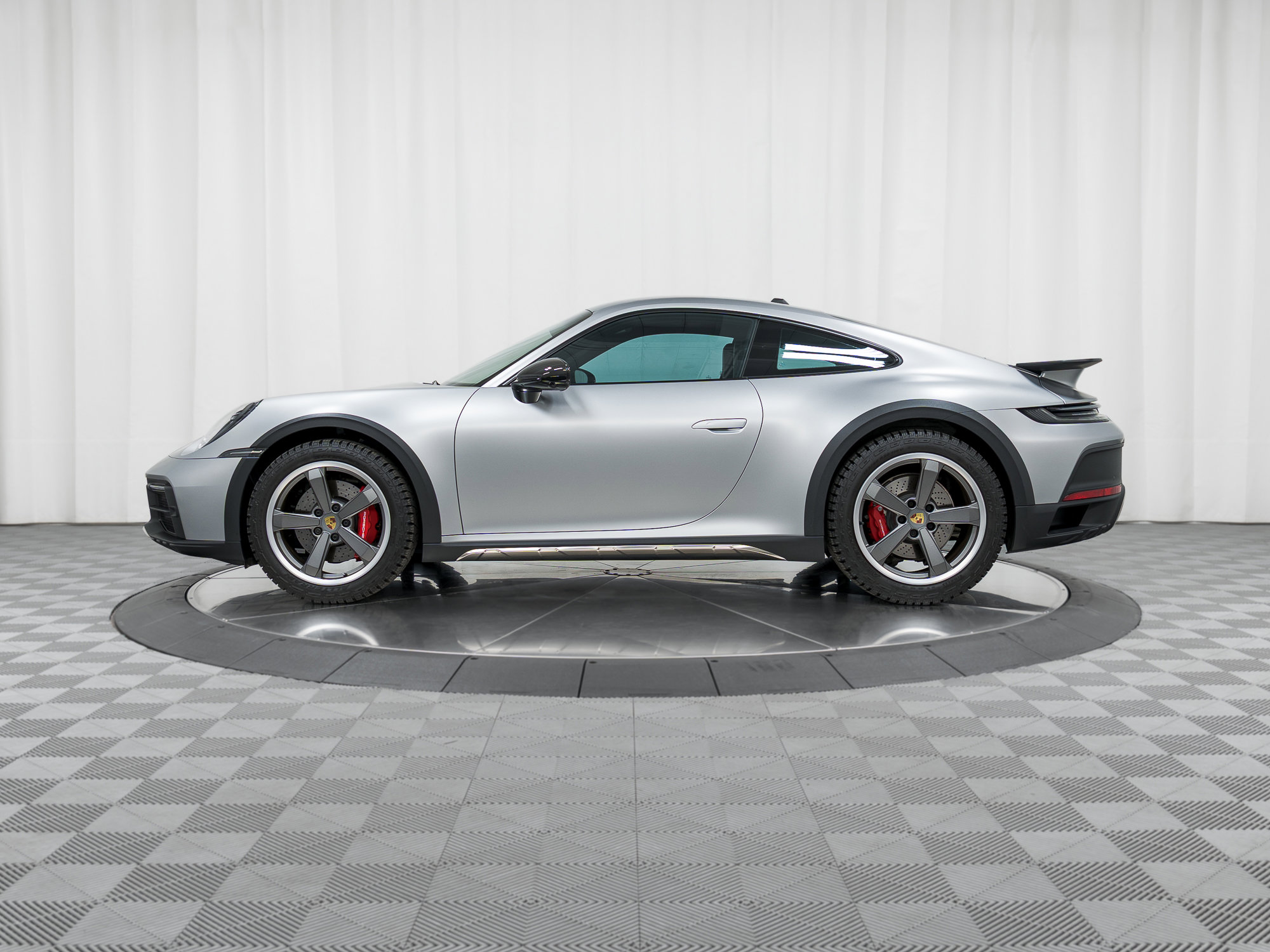 Certified 2024 Porsche 911 Dakar AWD/4WD image 2