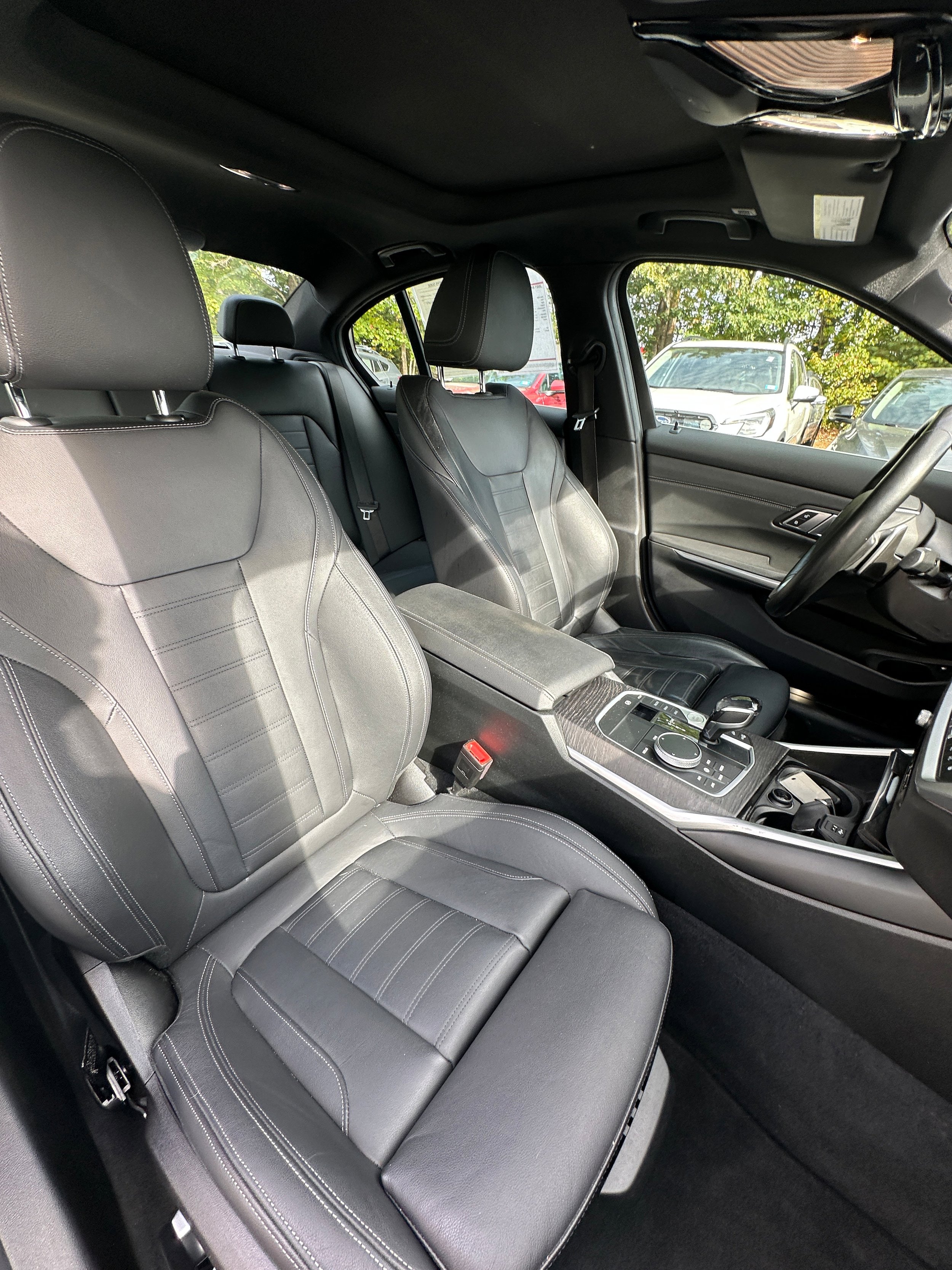 Used 2021 BMW 330e xDrive w/ Convenience Package image 10