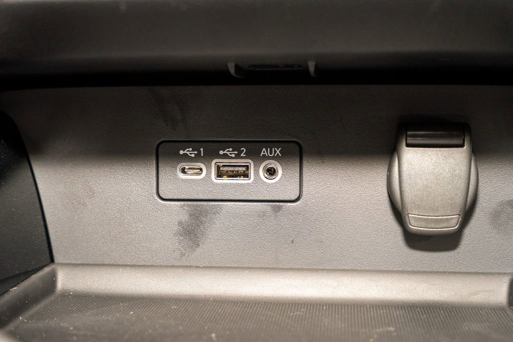 New 2025 Nissan Altima 2.5 SR image 10