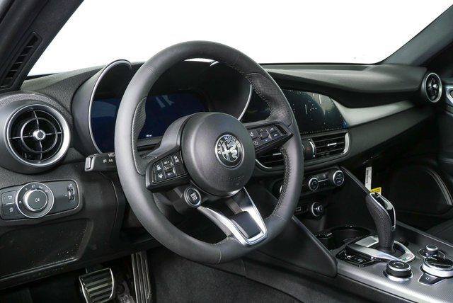New 2026 Alfa Romeo Giulia w/ Driving Assist Package RWD image 3