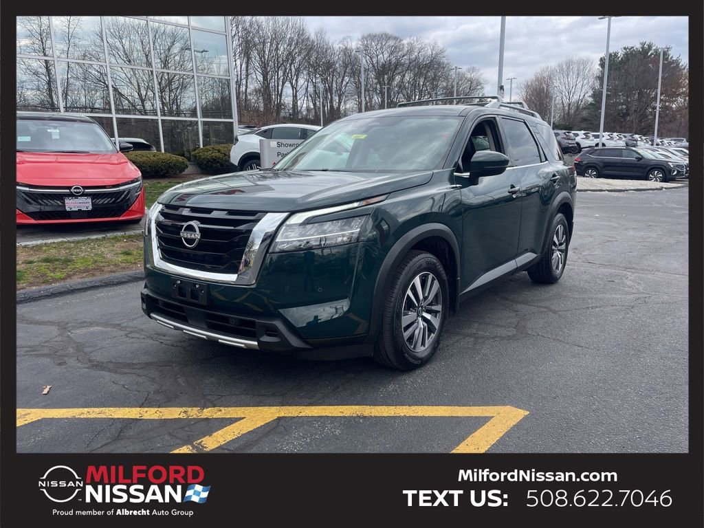 Certified 2024 Nissan Pathfinder SL