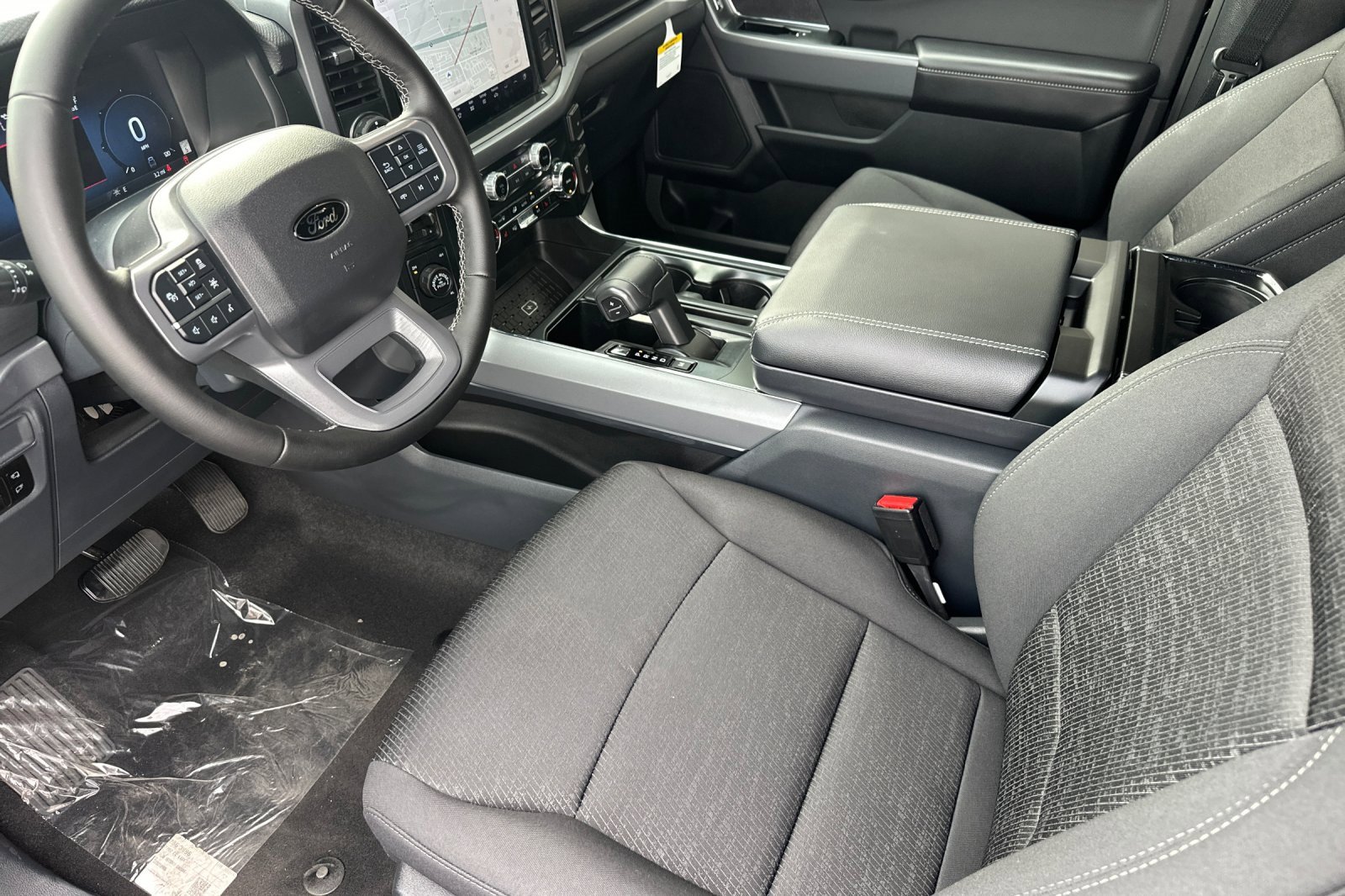 New 2025 Ford F150 XLT w/ Equipment Group 302A MID image 10