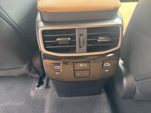 Used 2023 Lexus RX 350 Premium w/ Accessory Package AWD/4WD image 33