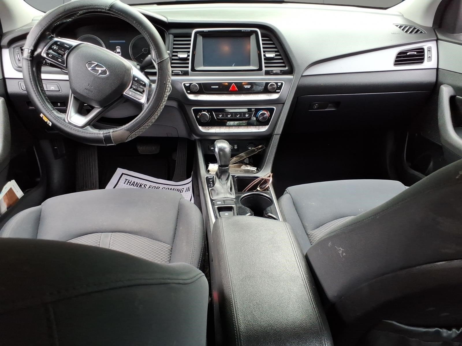 Used 2018 Hyundai Sonata SEL w/ Tech Package 02 FWD image 6
