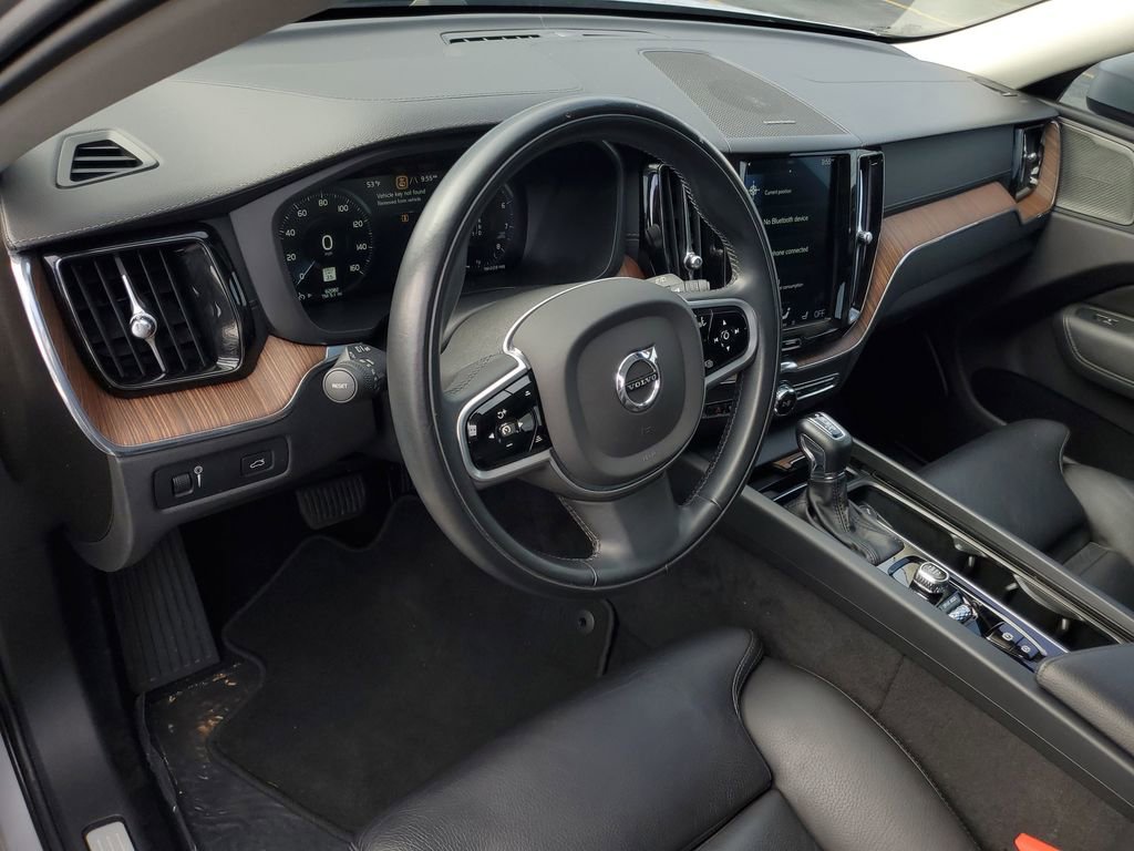 Used 2020 Volvo XC60 T5 Inscription image 11