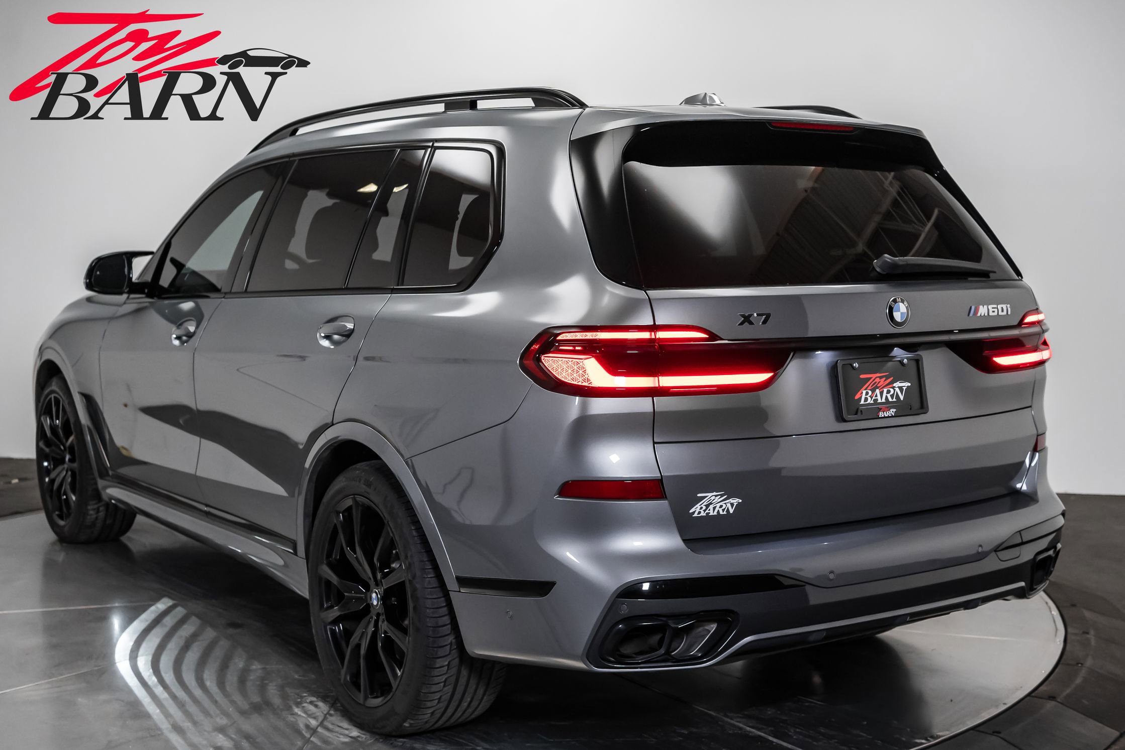 Used 2024 BMW X7 M60i image 12