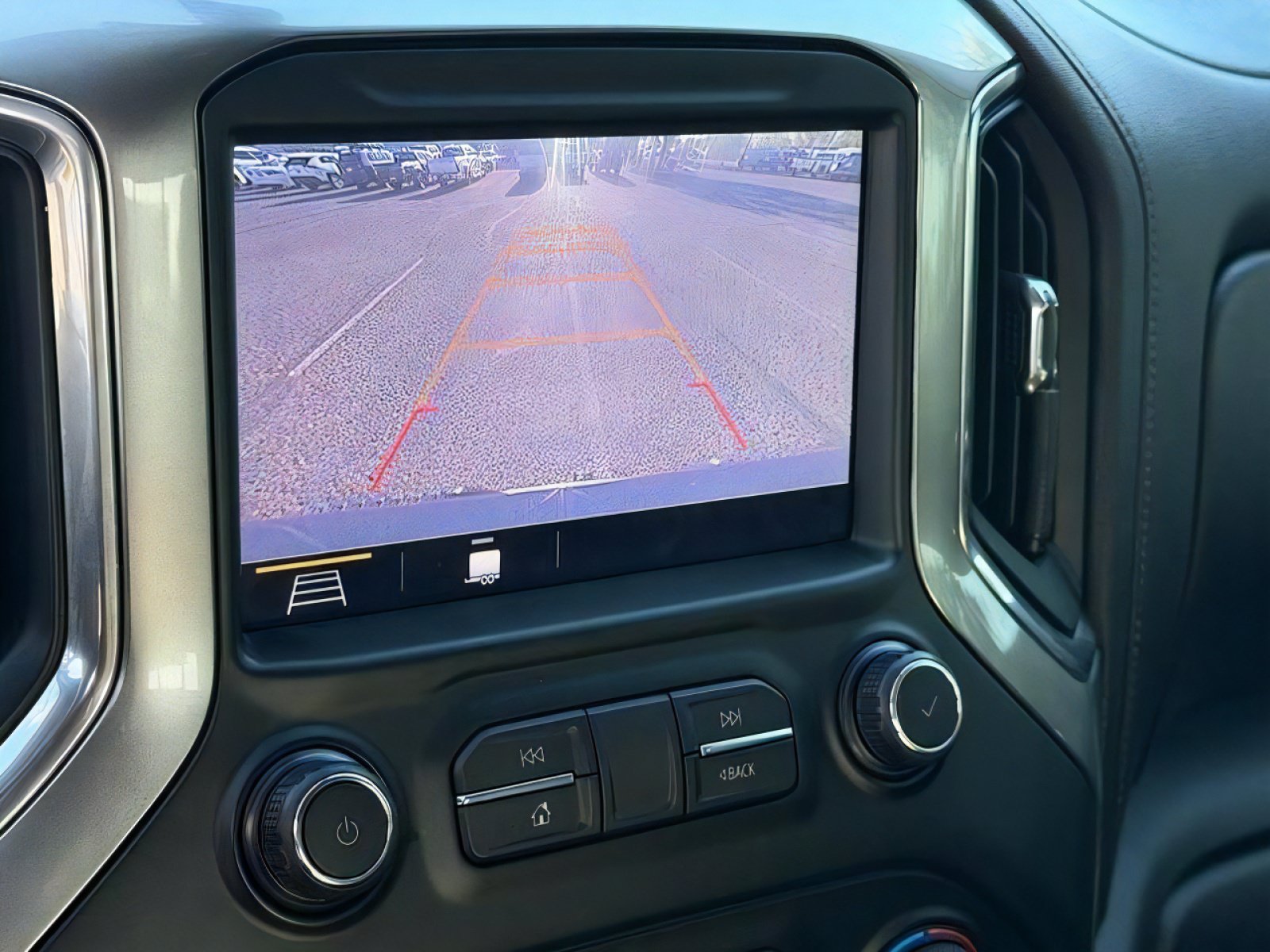 Used 2019 Chevrolet Silverado 1500 LT w/ All-Star Edition AWD/4WD image 26