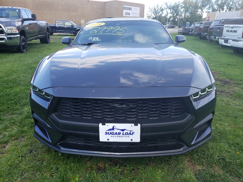 Used 2024 Ford Mustang Coupe image 2