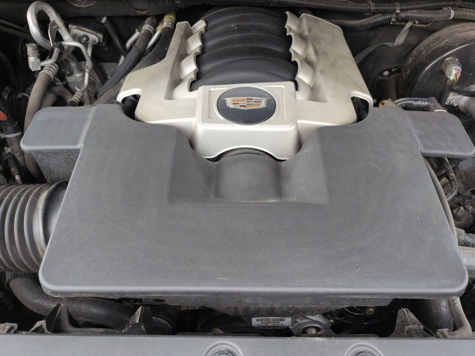 Used 2020 Cadillac Escalade Luxury image 18