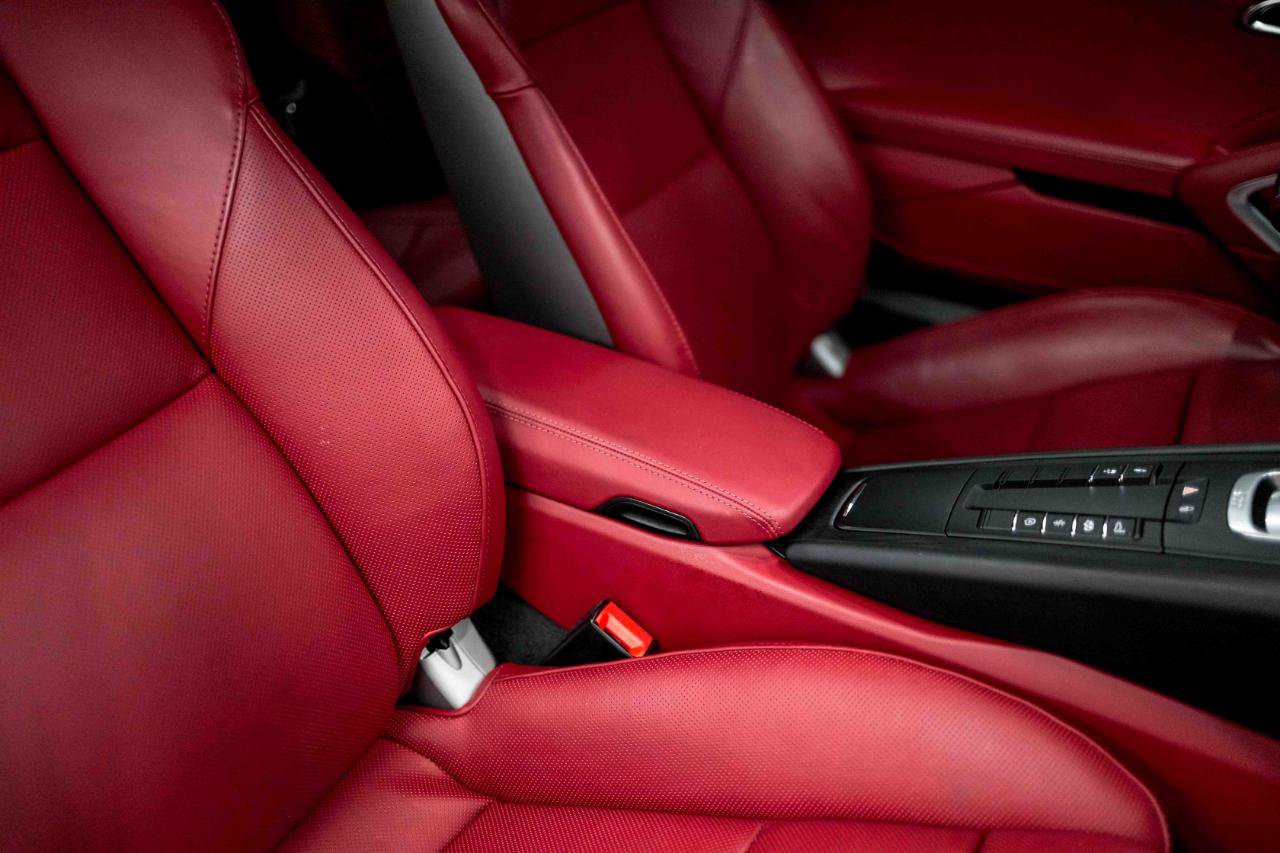 Used 2018 Porsche 911 Carrera GTS RWD image 67