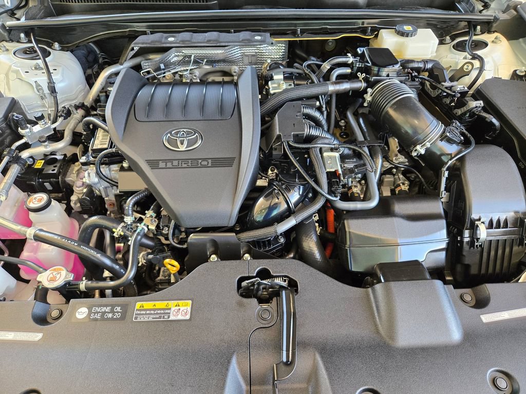Used 2025 Toyota Crown Platinum AWD/4WD image 36