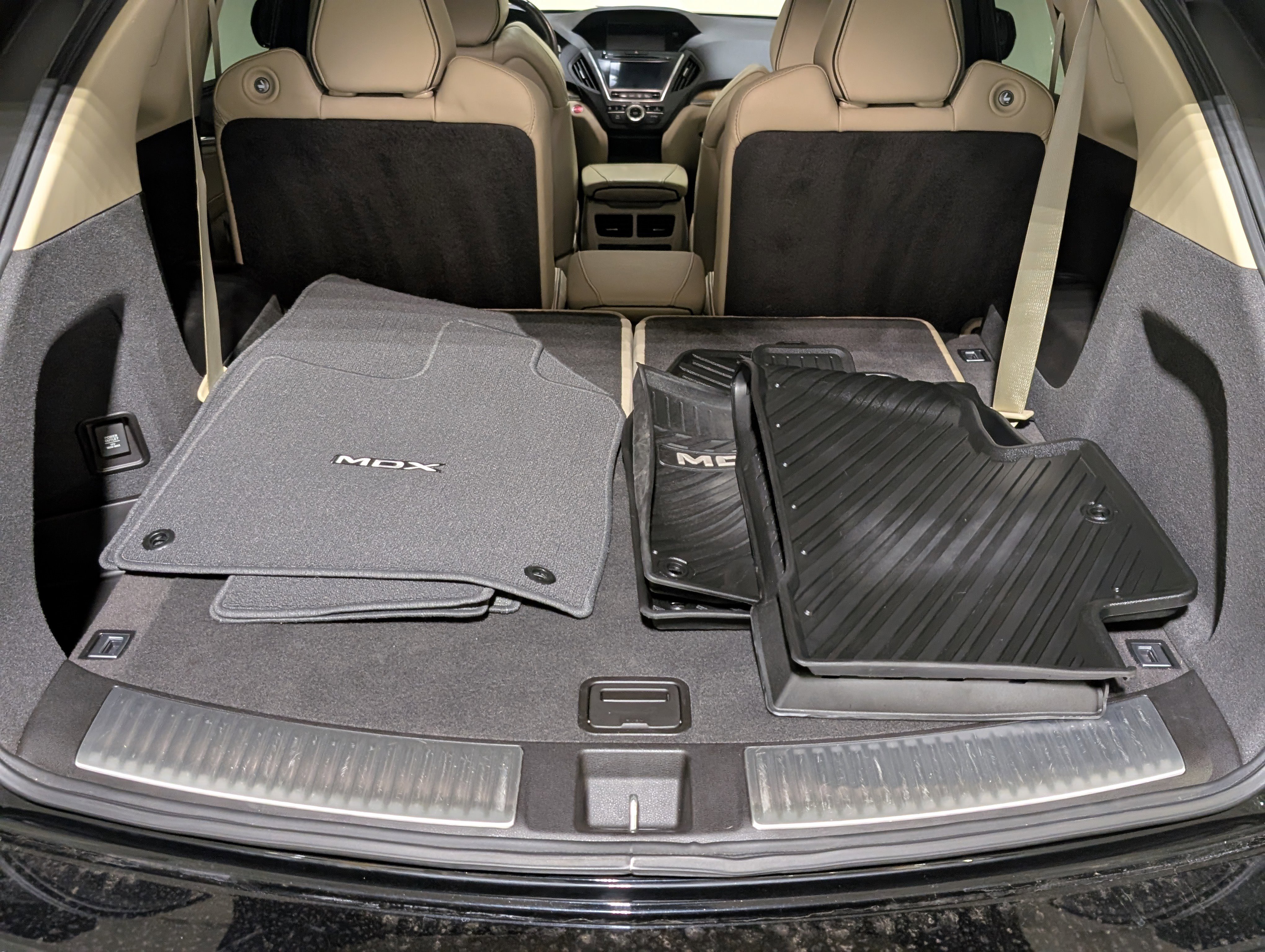 Used 2019 Acura MDX FWD w/ Advance Package image 21