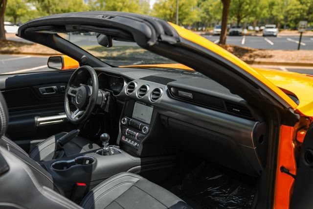 Used 2018 Ford Mustang GT Premium w/ Equipment Group 401A RWD image 22