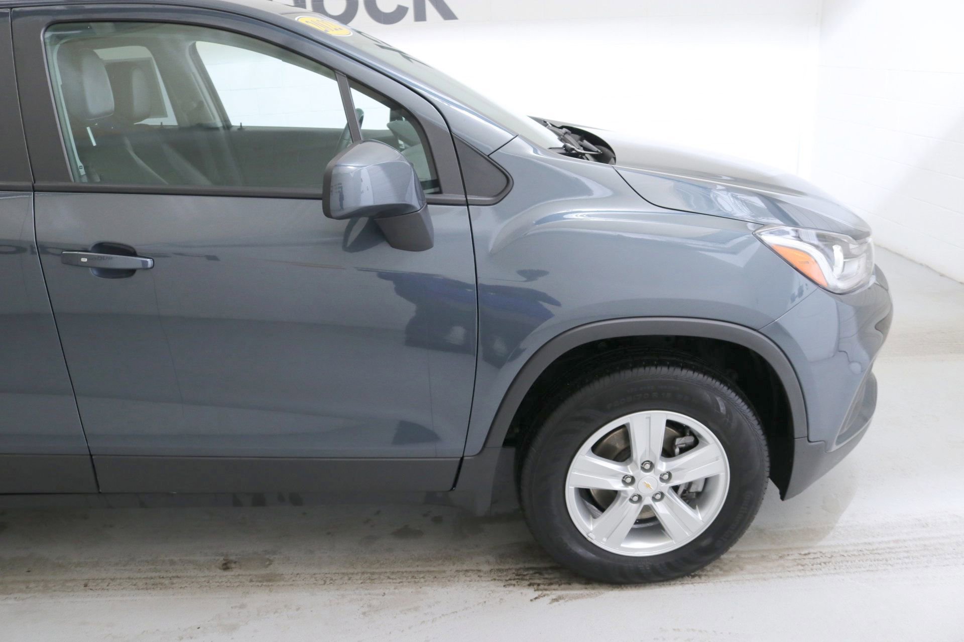 Certified 2022 Chevrolet Trax LT w/ LT Convenience Package image 11