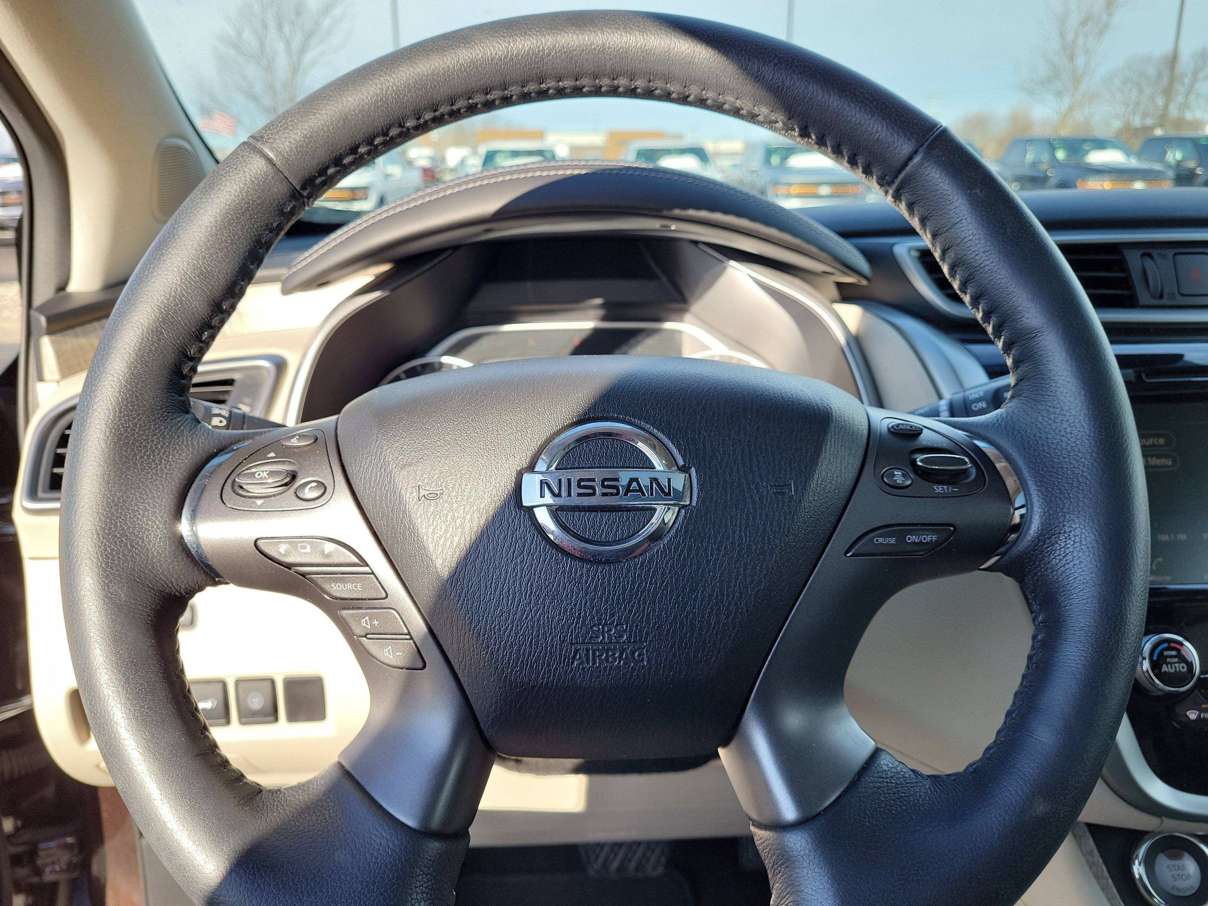 Used 2020 Nissan Murano SL w/ Moonroof Package image 24