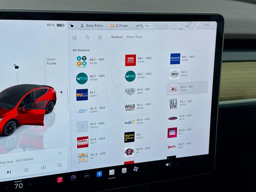 Used 2023 Tesla Model Y Long Range image 7