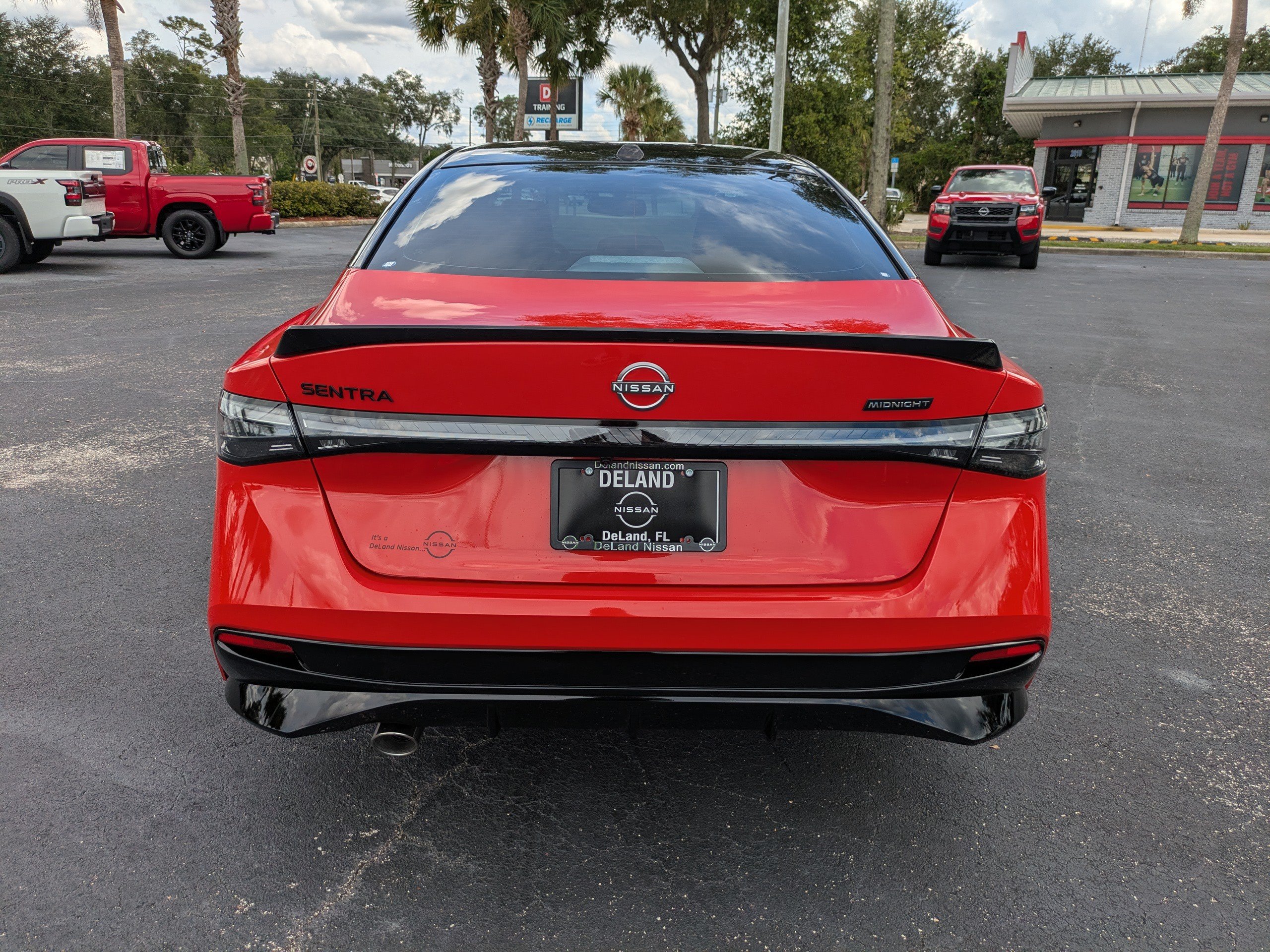 New 2027 Nissan Sentra SR FWD image 5