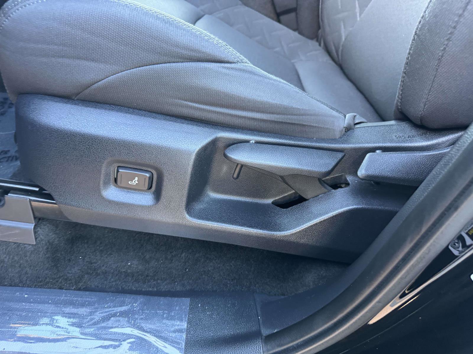 Used 2024 Toyota Tacoma SR5 image 21