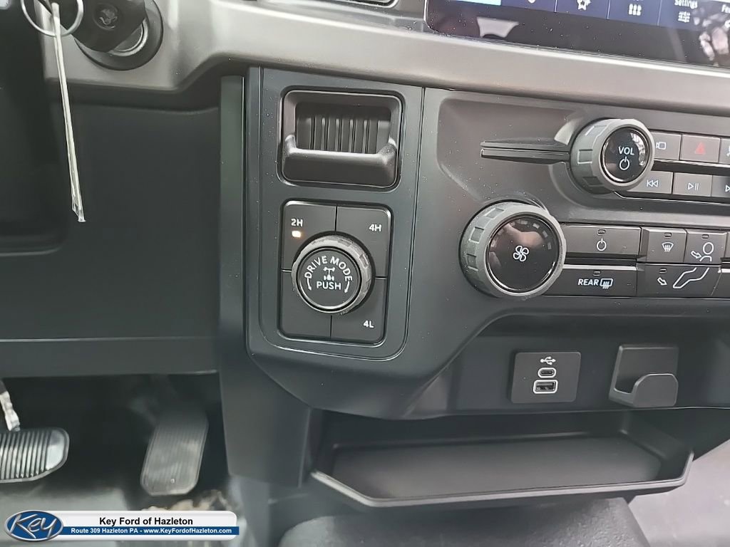 Certified 2025 Ford F150 XL w/ Equipment Group 103A High image 37