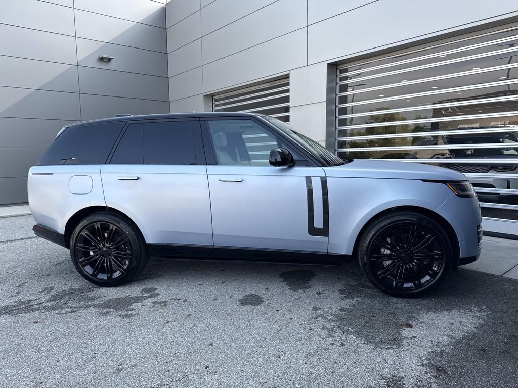 New 2026 Land Rover Range Rover SE AWD/4WD image 8