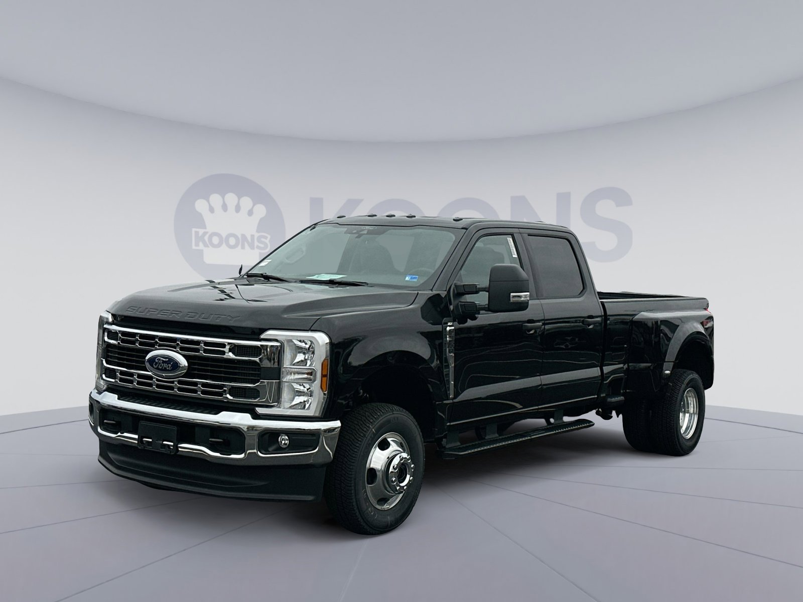 New 2026 Ford F350 XLT w/ 360-Degree Camera Package