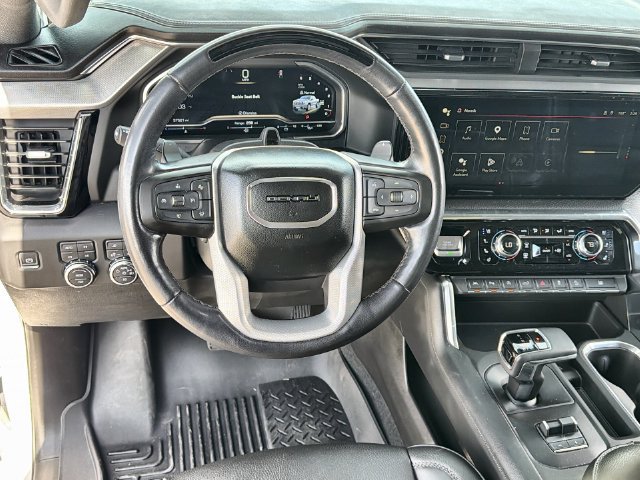 Used 2023 GMC Sierra 1500 Denali w/ Technology Package AWD/4WD image 14