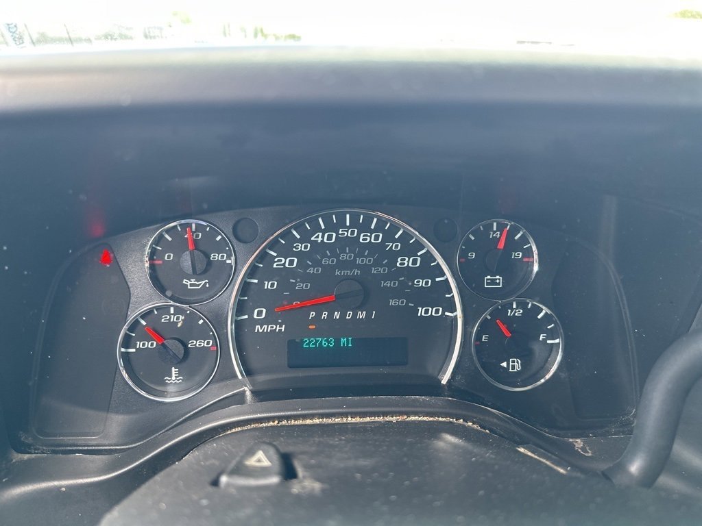 Used 2018 Chevrolet Express 2500 Work Van image 34