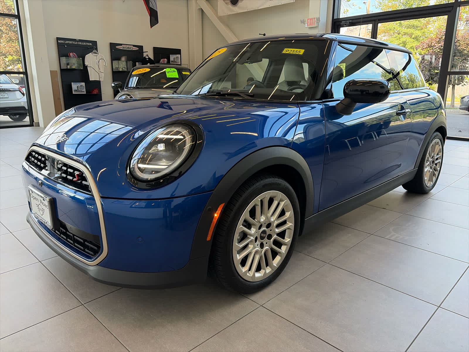 Used 2025 MINI Cooper S FWD image 2