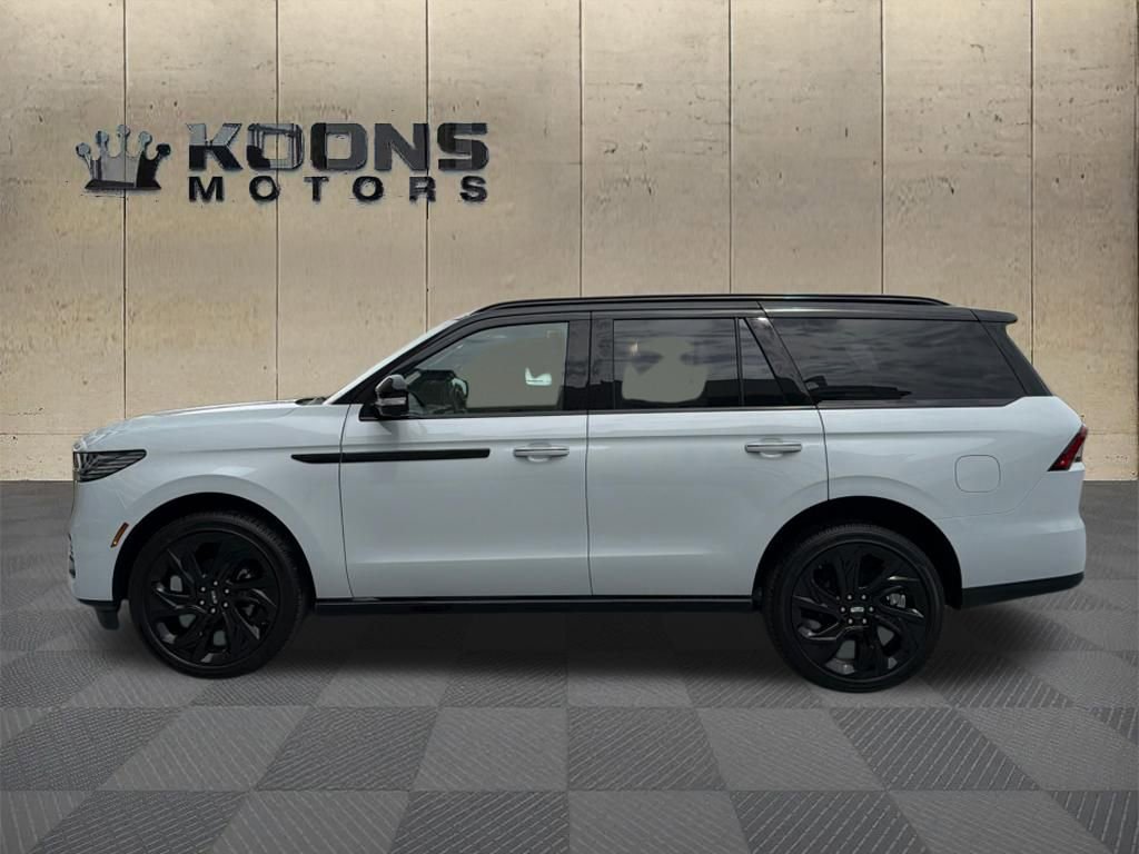 New 2026 Lincoln Navigator Black Label AWD/4WD image 4