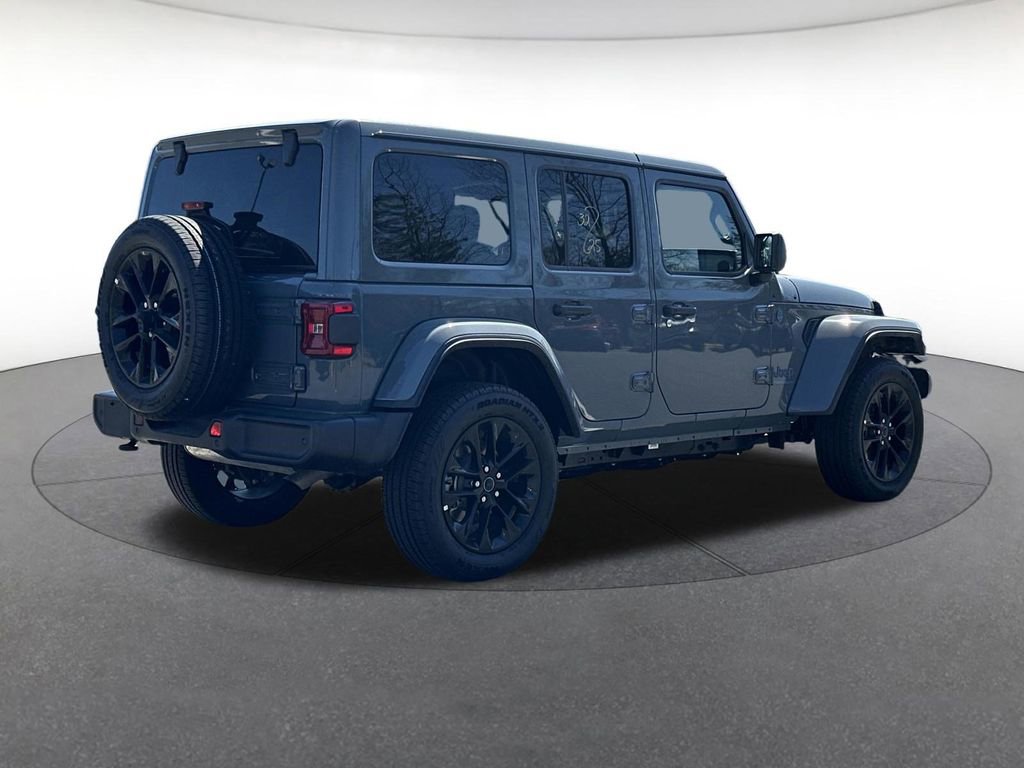 Certified 2025 Jeep Wrangler Unlimited Sahara w/ Safety Group AWD/4WD image 6