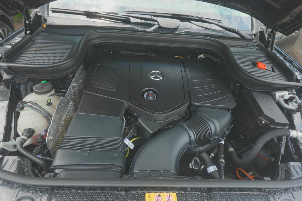 Used 2025 Mercedes-Benz GLE 450e 4MATIC image 22