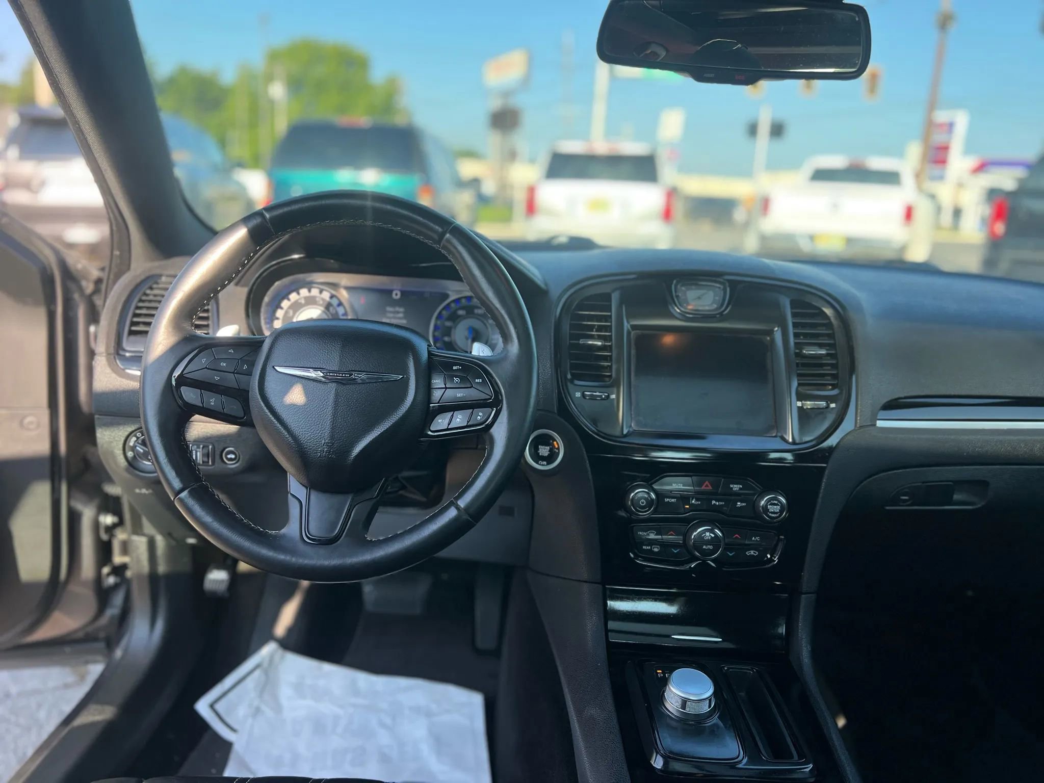 Used 2018 Chrysler 300 S w/ 300S Premium Group image 16
