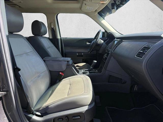 Used 2016 Ford Flex Limited w/ Equipment Group 301A FWD image 21
