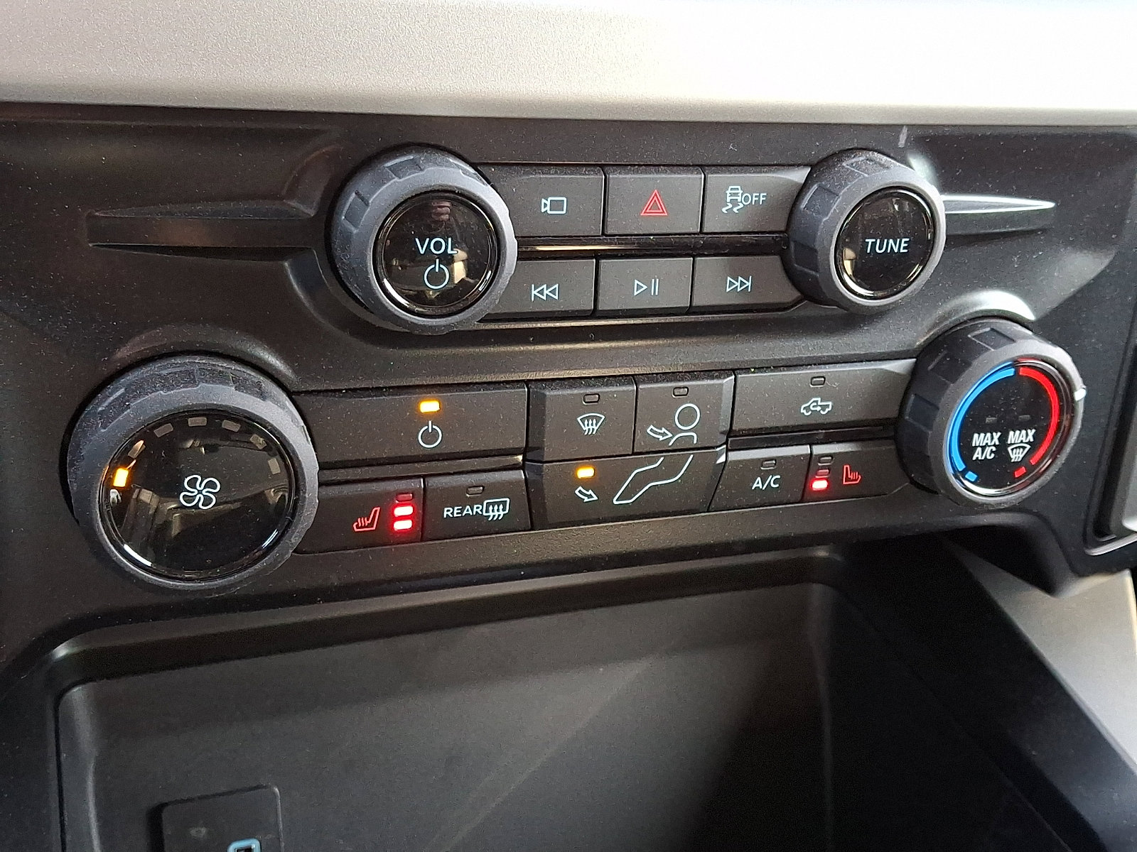 New 2026 Ford F250 XLT w/ XLT Premium Package image 11