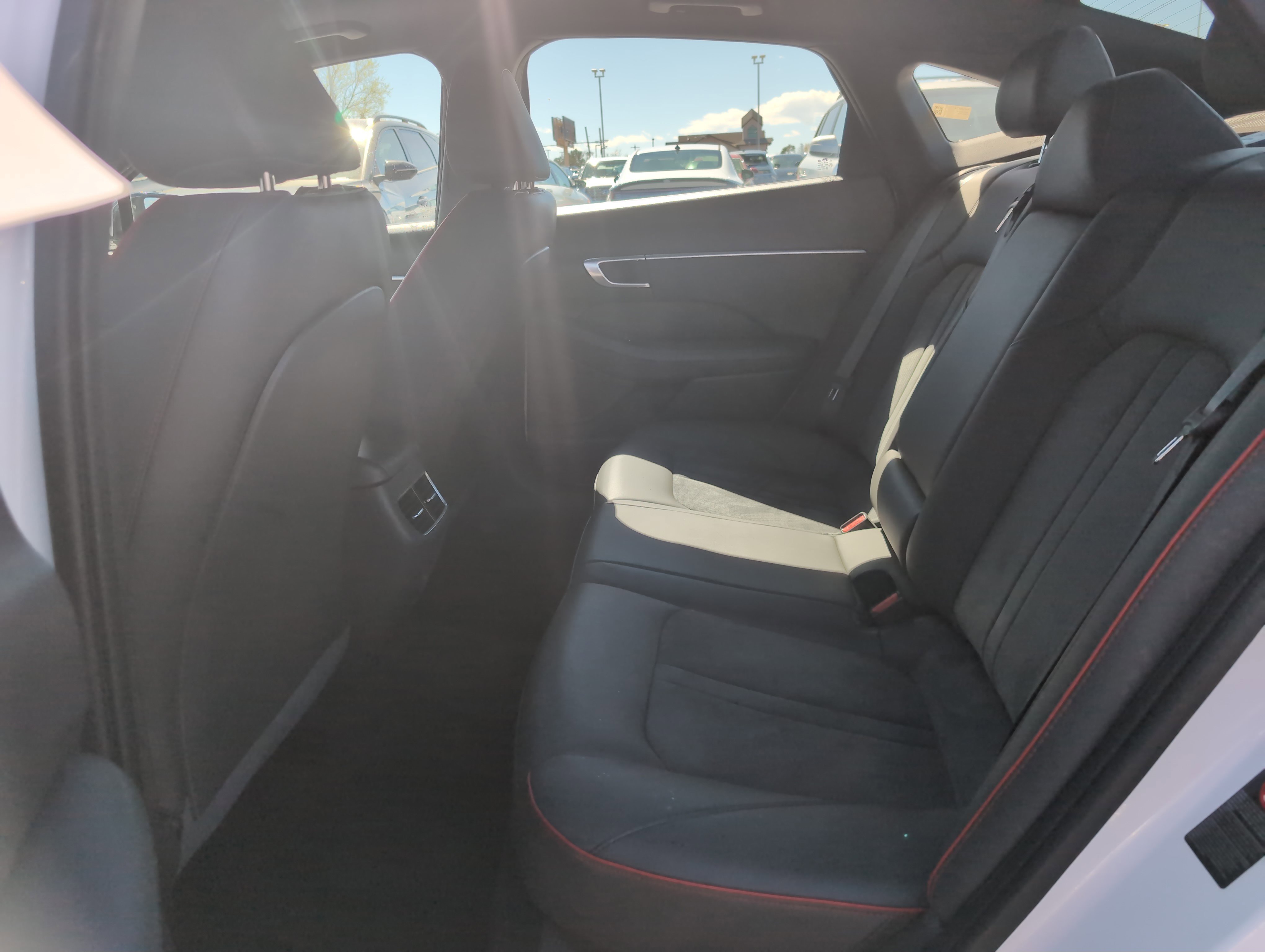 Used 2021 Hyundai Sonata SEL Plus w/ Tech Package image 23