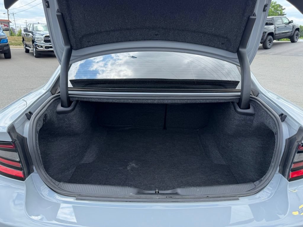 Used 2022 Dodge Charger Scat Pack RWD image 6